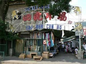 Chợ Bốn Con Hổ, Budapest, Hungary